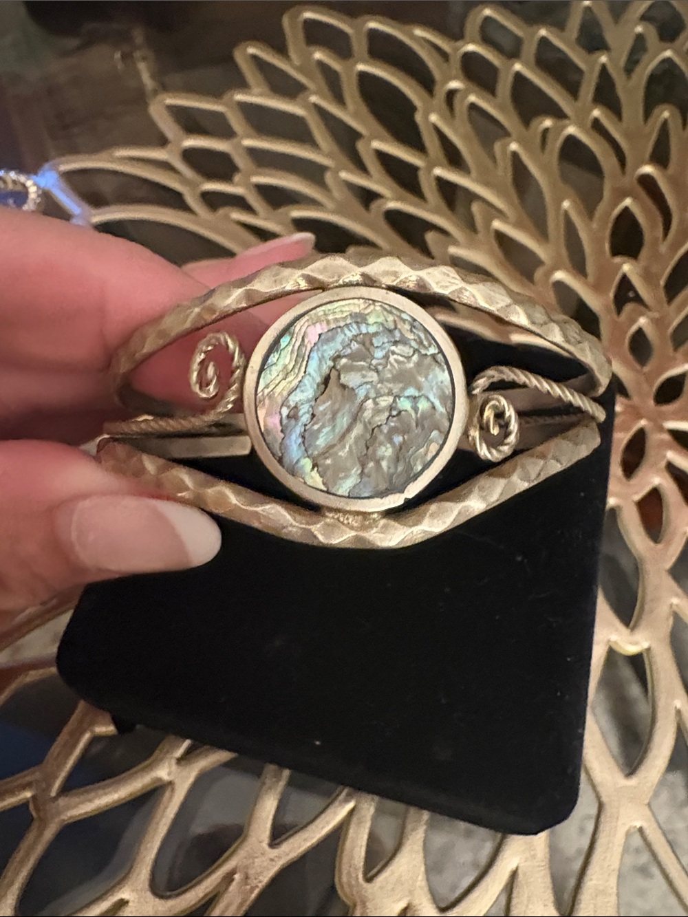 Vintage Silver Cuff Bracelet with Abalone Shell - Picture 4 of 6